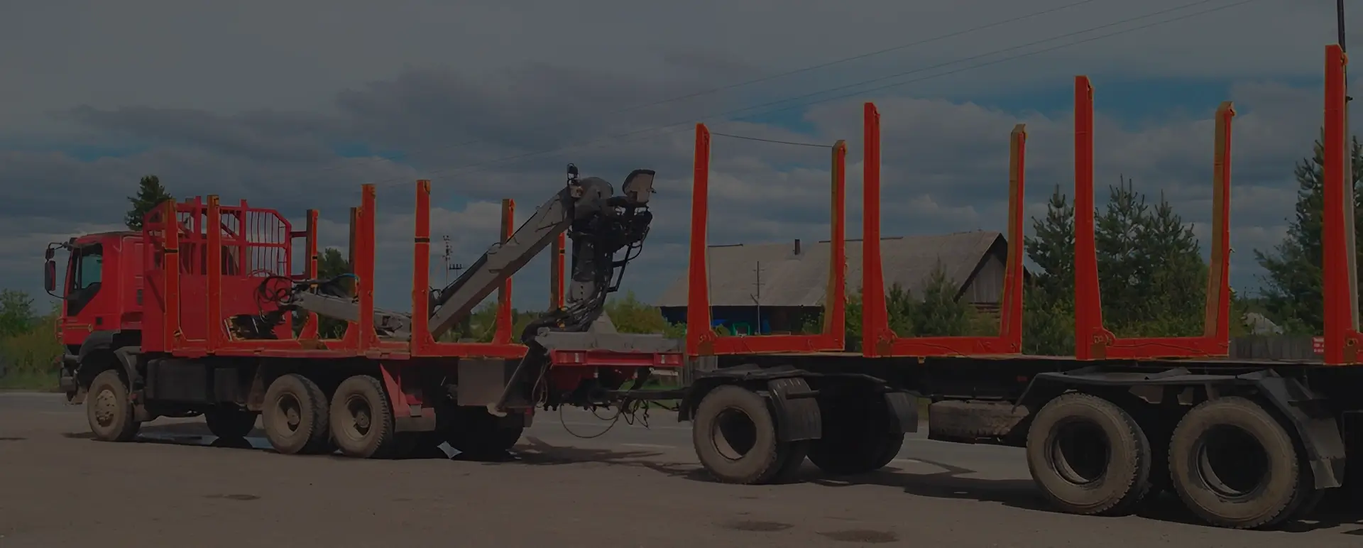 Требуется аренда трубовоза для перевозки негабаритных труб в городе Усолье-Сибирское (Сибирский округ - Иркутская область), оставляй скорее заявку на сайте